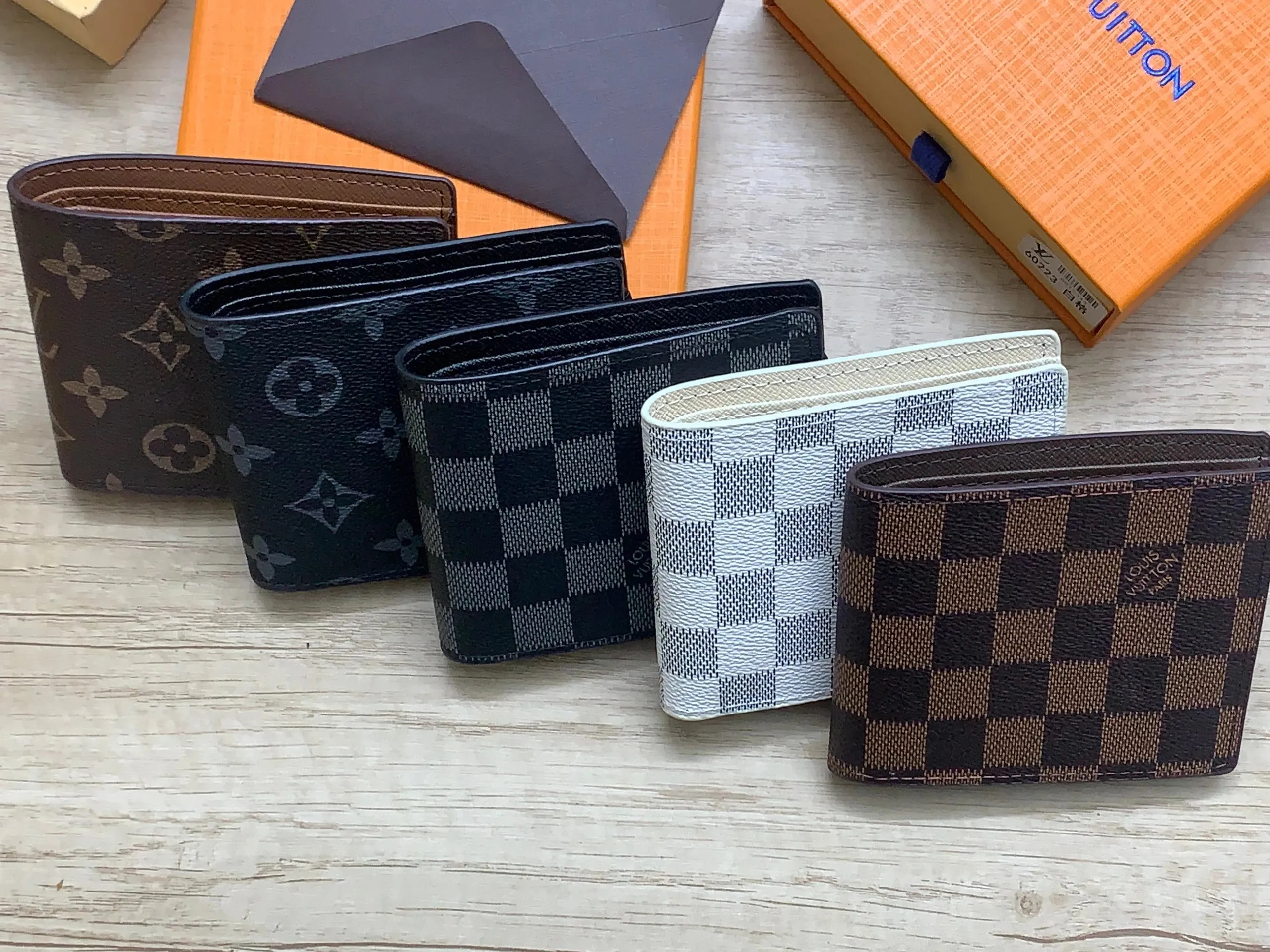 lv wallet