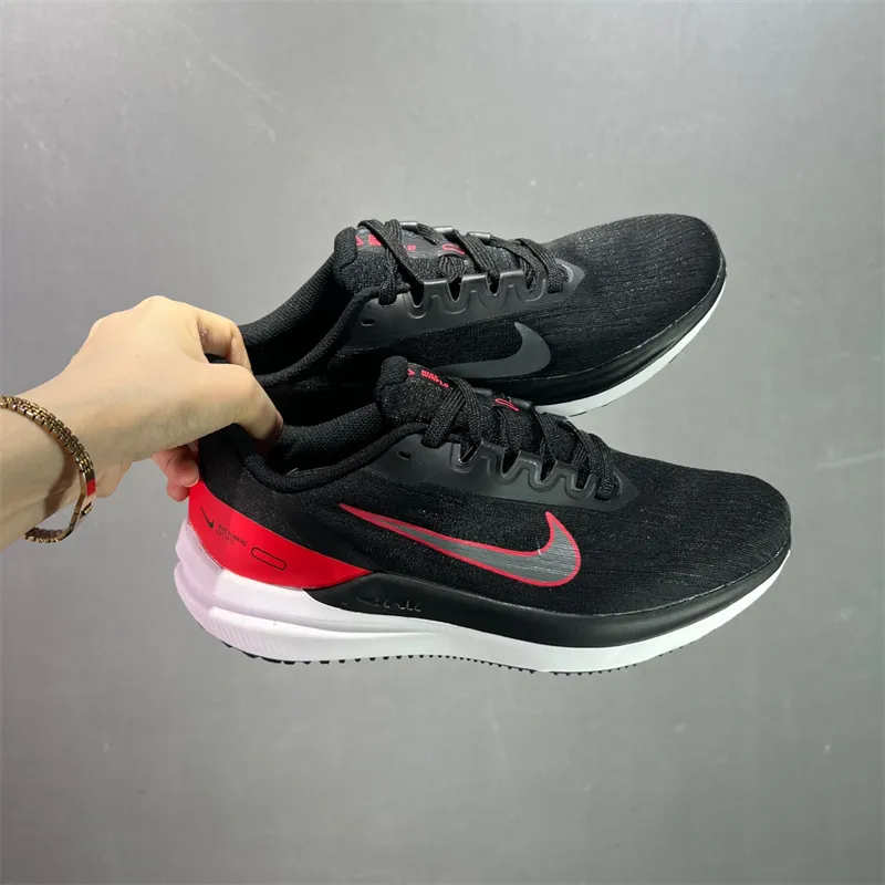 Nike Winflo 9