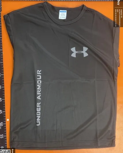 UNDER ARMOUR gym t-shirt